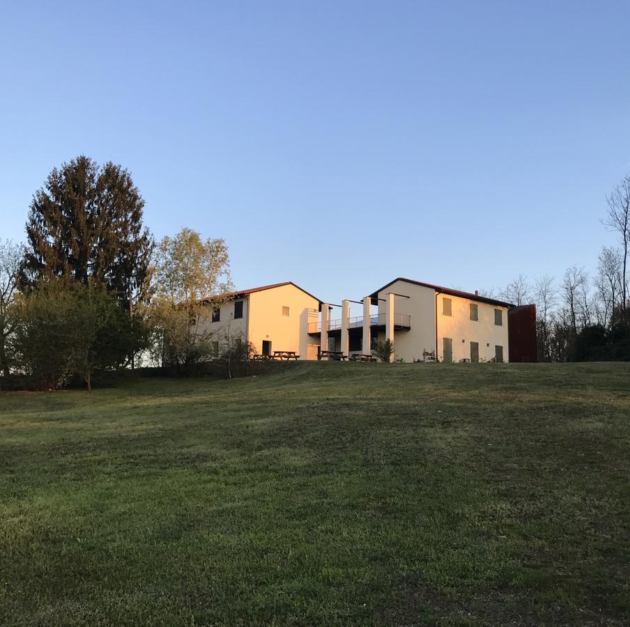 ガッララーテ Cascina Monte Divisoホステル エクステリア 写真