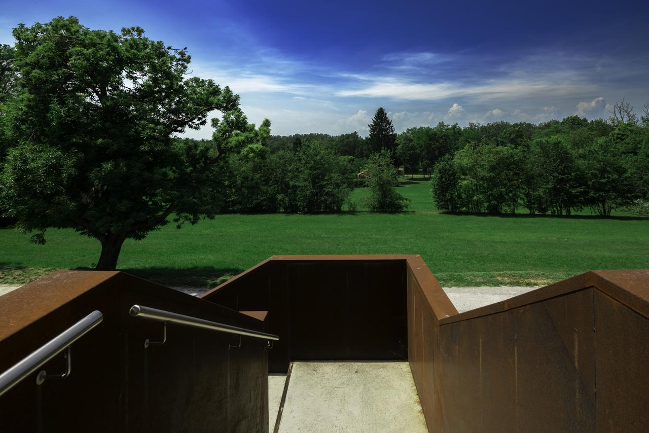 ガッララーテ Cascina Monte Divisoホステル エクステリア 写真